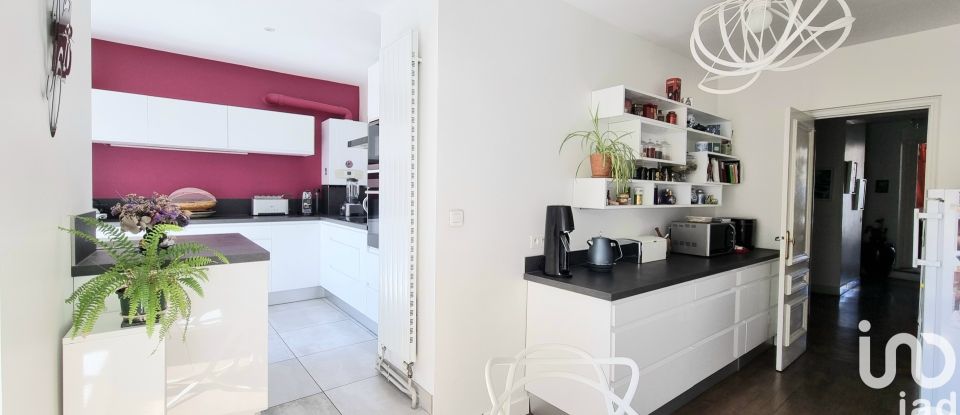 Appartement 4 pièces de 178 m² à Saint-Étienne (42000)