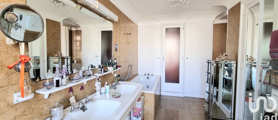 Appartement 4 pièces de 178 m² à Saint-Étienne (42000)