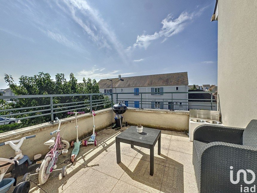 Apartment 4 rooms of 80 m² in Saint-Pierre-du-Perray (91280)