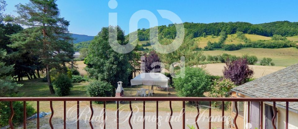 House 7 rooms of 227 m² in Sévérac d'Aveyron (12150)