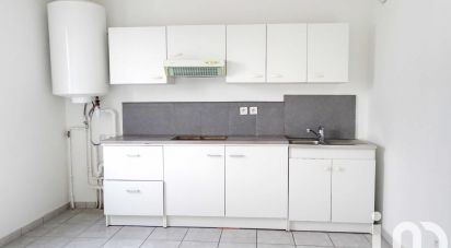 Apartment 2 rooms of 43 m² in Vaires-sur-Marne (77360)