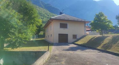 House 10 rooms of 118 m² in Saint-Julien-Mont-Denis (73870)