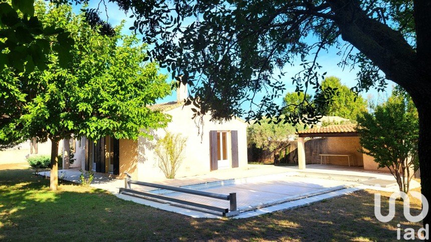 House 6 rooms of 147 m² in Le Pontet (84130)