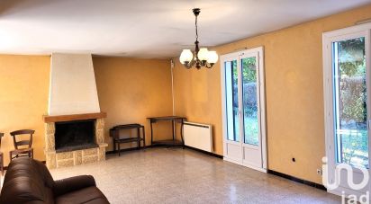 Traditional house 6 rooms of 147 m² in Le Pontet (84130)