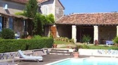 Mansion 9 rooms of 309 m² in Lectoure (32700)