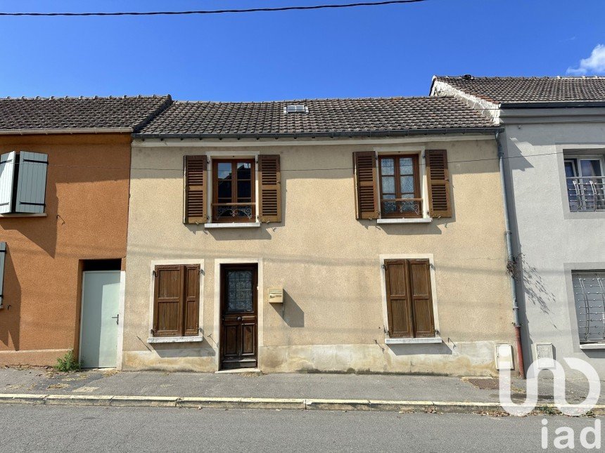 Town house 4 rooms of 82 m² in Vémars (95470)