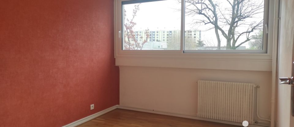 Apartment 3 rooms of 67 m² in Valence (26000)