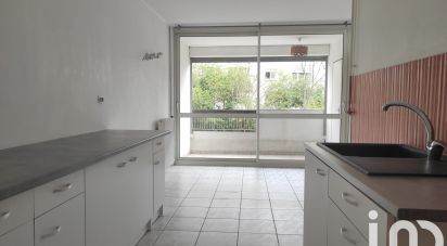 Apartment 3 rooms of 67 m² in Valence (26000)