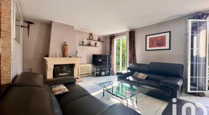 Traditional house 6 rooms of 140 m² in Marolles-en-Brie (94440)