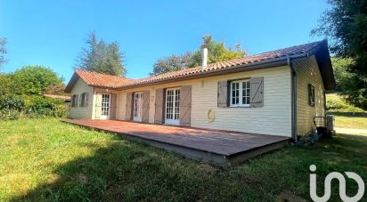 Maison de campagne 5 pièces de 111 m² à Cazals (46250)