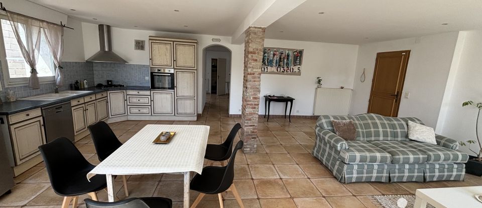 Maison 5 pièces de 187 m² à Lespinasse (31150)