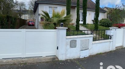 Traditional house 5 rooms of 127 m² in Tours (37100)