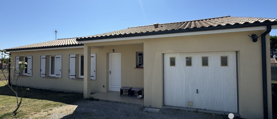 Maison 5 pièces de 115 m² à Berson (33390)