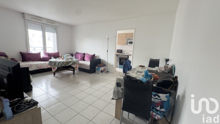 Appartement 3 pièces de 65 m² à Valenciennes (59300)