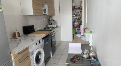 Apartment 3 rooms of 65 m² in Valenciennes (59300)