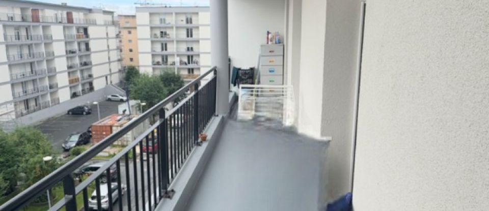 Appartement 3 pièces de 65 m² à Valenciennes (59300)