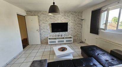 Appartement 2 pièces de 33 m² à Viry-Châtillon (91170)