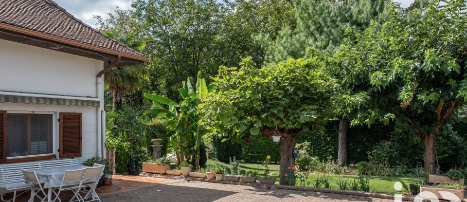 Maison traditionnelle 5 pièces de 135 m² à Saint-Quentin-sur-Isère (38210)