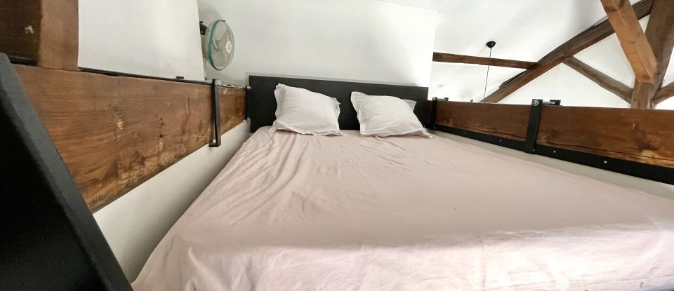 Studio 1 room of 34 m² in Paris (75011)