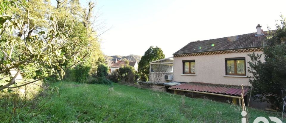 Traditional house 6 rooms of 134 m² in Laveyron (26240)