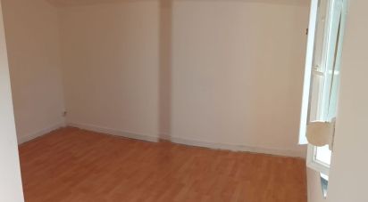 Apartment 3 rooms of 45 m² in Sainte-Gauburge-Sainte-Colombe (61370)