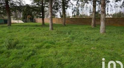 Land of 593 m² in Sennely (45240)