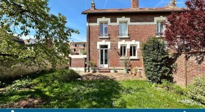 House 6 rooms of 115 m² in Compiègne (60200)