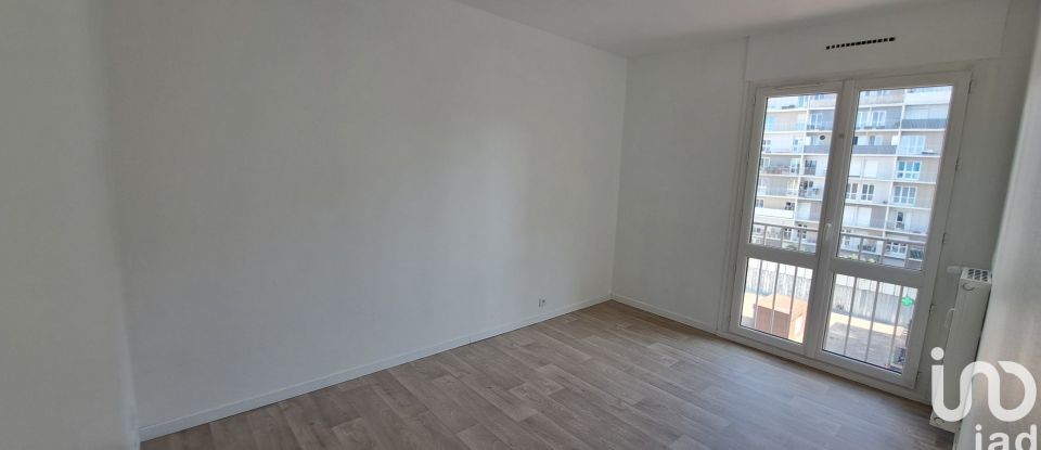 Appartement 4 pièces de 73 m² à Saint-Ouen-l'Aumône (95310)