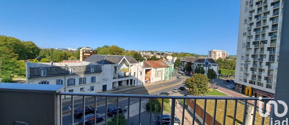 Appartement 4 pièces de 73 m² à Saint-Ouen-l'Aumône (95310)