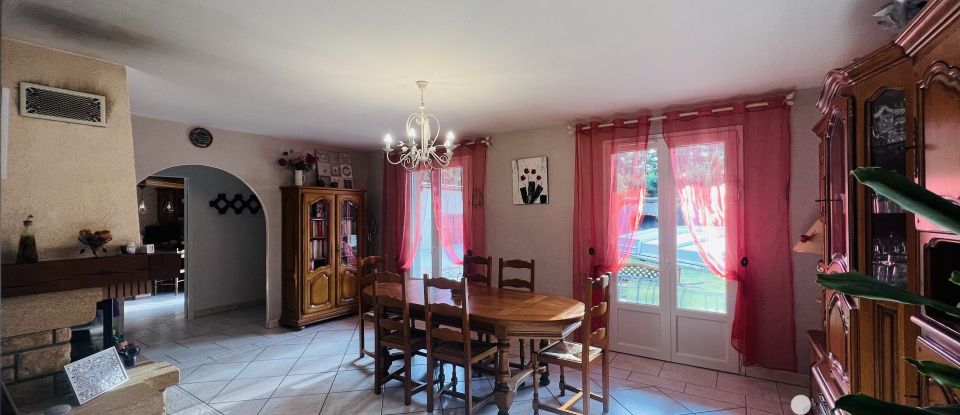 Maison 5 pièces de 120 m² à Moissac (82200)