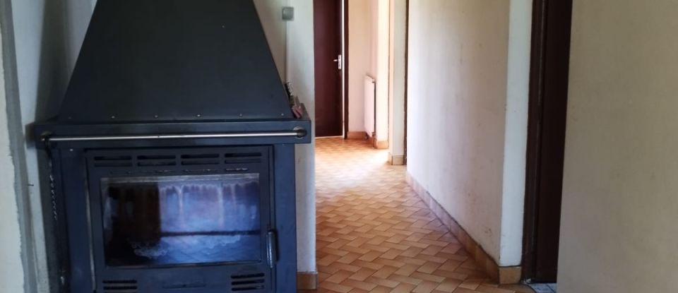 House 6 rooms of 109 m² in Saint-Seurin-de-Prats (24230)