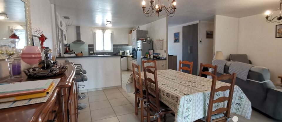 Maison 4 pièces de 91 m² à Monteux (84170)