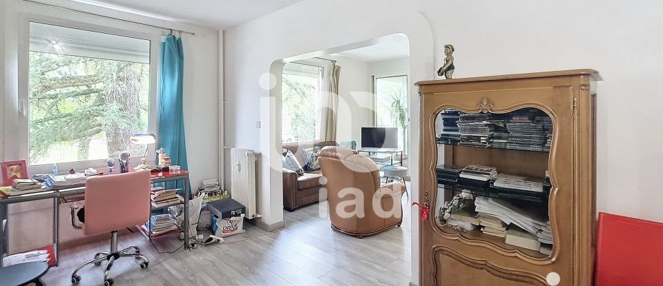 Appartement 4 pièces de 82 m² à Poitiers (86000)