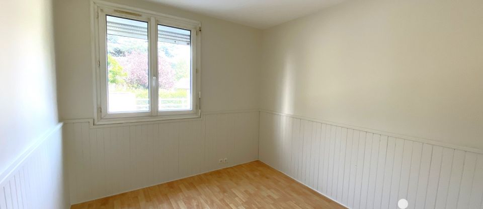 Apartment 4 rooms of 72 m² in Le Petit-Quevilly (76140)