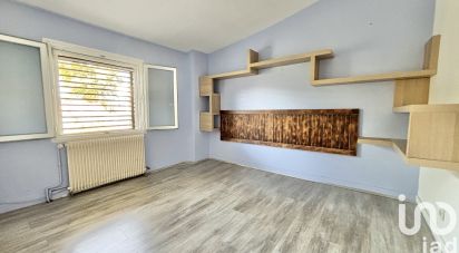 Maison 5 pièces de 105 m² à Saint-Sulpice-et-Cameyrac (33450)