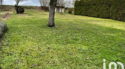 Land of 757 m² in La Neuville-Roy (60190)