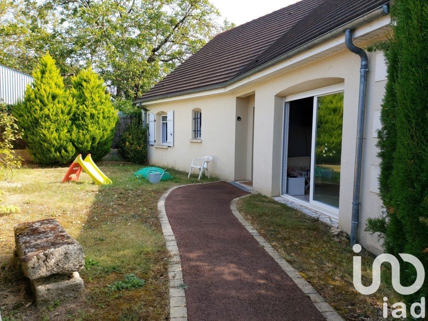 Maison traditionnelle 4 pièces de 94 m² à Monts (37260)