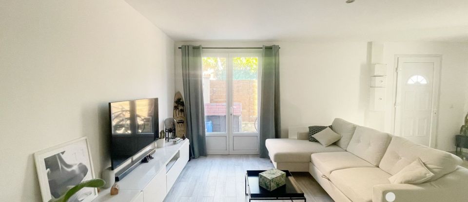 Apartment 3 rooms of 96 m² in Solliès-Pont (83210)