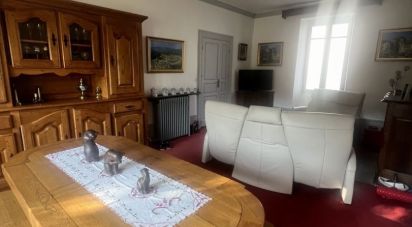 Maison 16 pièces de 317 m² à Marvejols (48100)