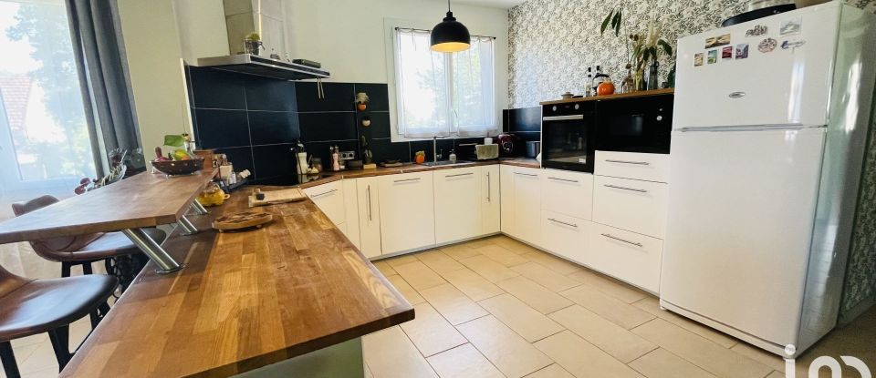 Maison 10 pièces de 175 m² à Bergerac (24100)