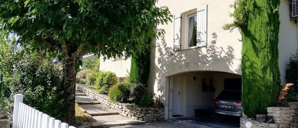 Maison traditionnelle 5 pièces de 143 m² à Vinsobres (26110)