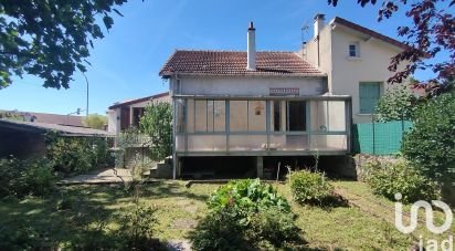 Town house 5 rooms of 96 m² in Mennecy (91540)