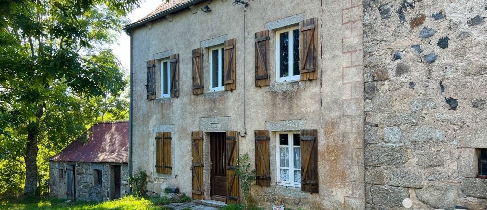 Maison traditionnelle 7 pièces de 100 m² à Fau-de-Peyre (48130)