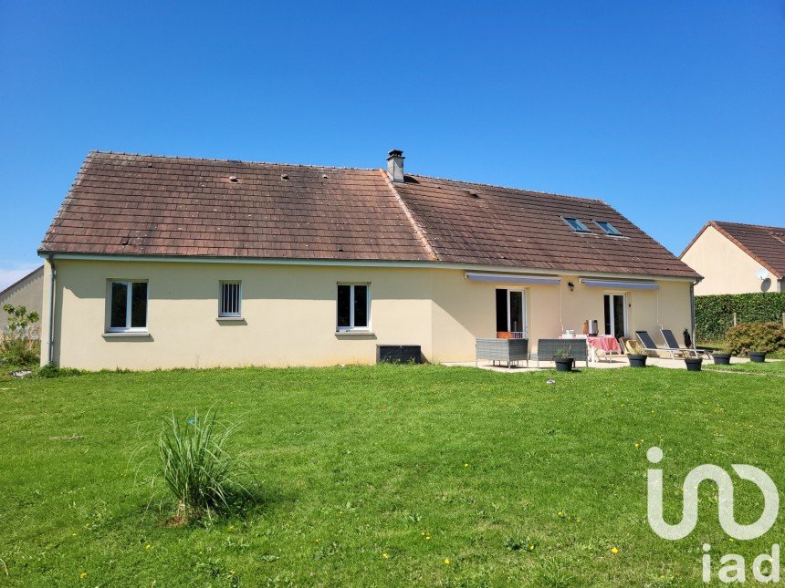 House 6 rooms of 148 m² in Longny les Villages (61290)