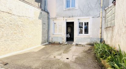 Town house 5 rooms of 138 m² in Nogent (52800)