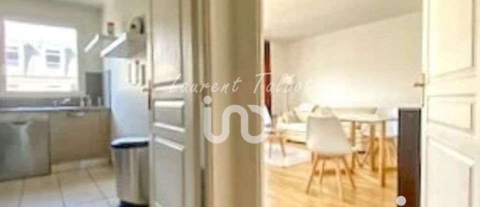 Appartement 2 pièces de 51 m² à Paris (75019)