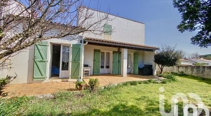 Traditional house 4 rooms of 90 m² in La Couarde-sur-Mer (17670)