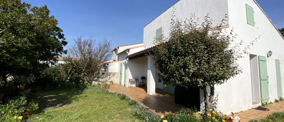 Traditional house 4 rooms of 90 m² in La Couarde-sur-Mer (17670)