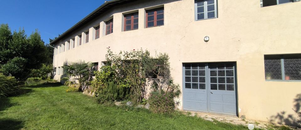 House 2 rooms of 164 m² in Coarraze (64800)