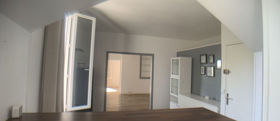 Appartement 3 pièces de 50 m² à Courbevoie (92400)